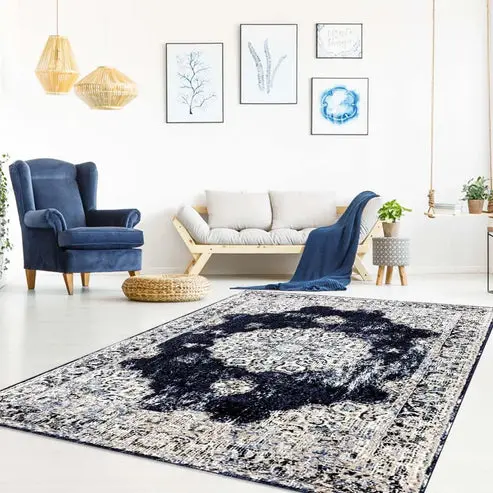 Florence Navy Ivory Traditional Area Rug – 2' x 3'3"