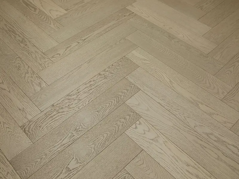 Vidar Engineered Hardwood American White Oak Herringbone Sky Character 5" - 3/4" (18.19 sqft)