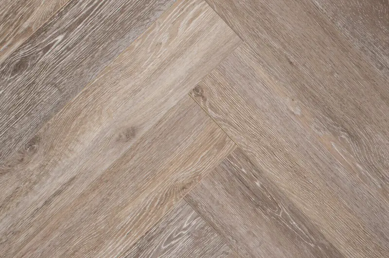 Torlys Smart Floors Vinyl Planks EverWood Twist Beach House Click Lock Herringbone 4-7/8" x 23-11/16"