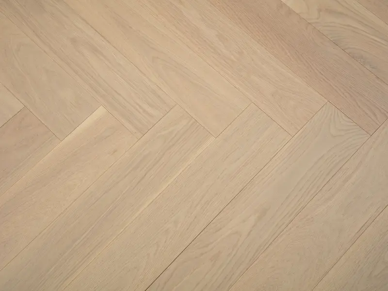 Vidar Engineered Hardwood American Oak Herringbone Naked Oak Herringbone Character 5" - 3/4" (20.99 sqft/box)