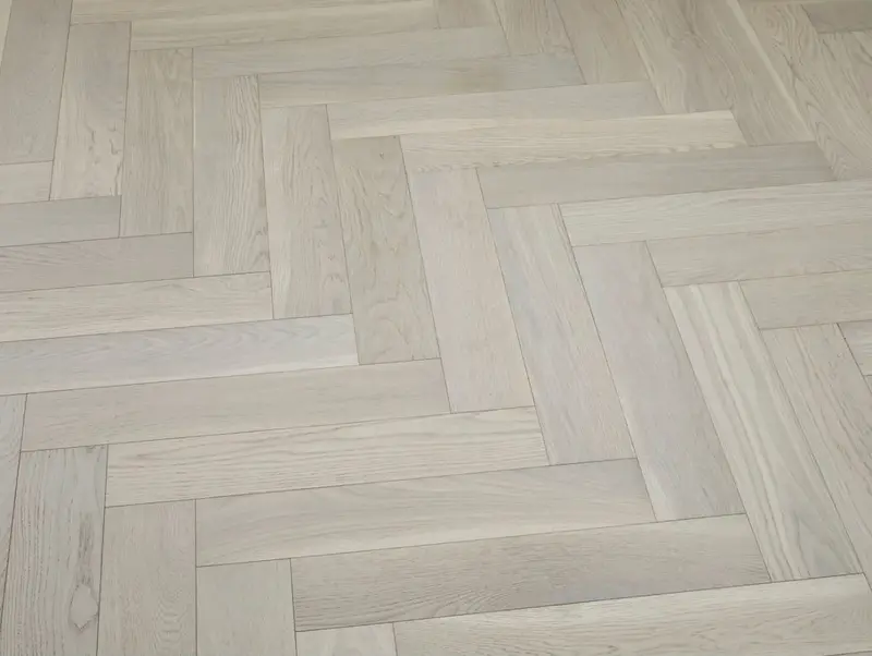 Vidar Engineered Hardwood American Oak Herringbone Pearl Herringbone Select 5" - 3/4"