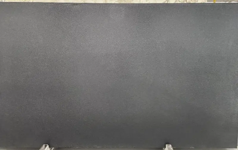 SLABS GRANITE - Black